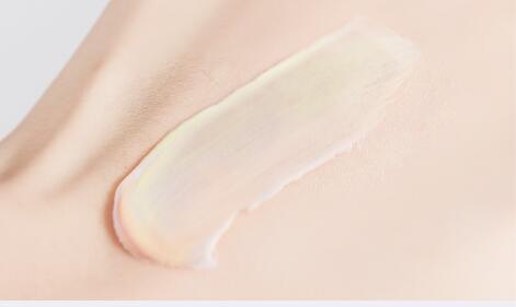 Baizentang Color Correcting Primer with SPF (3 Shades)